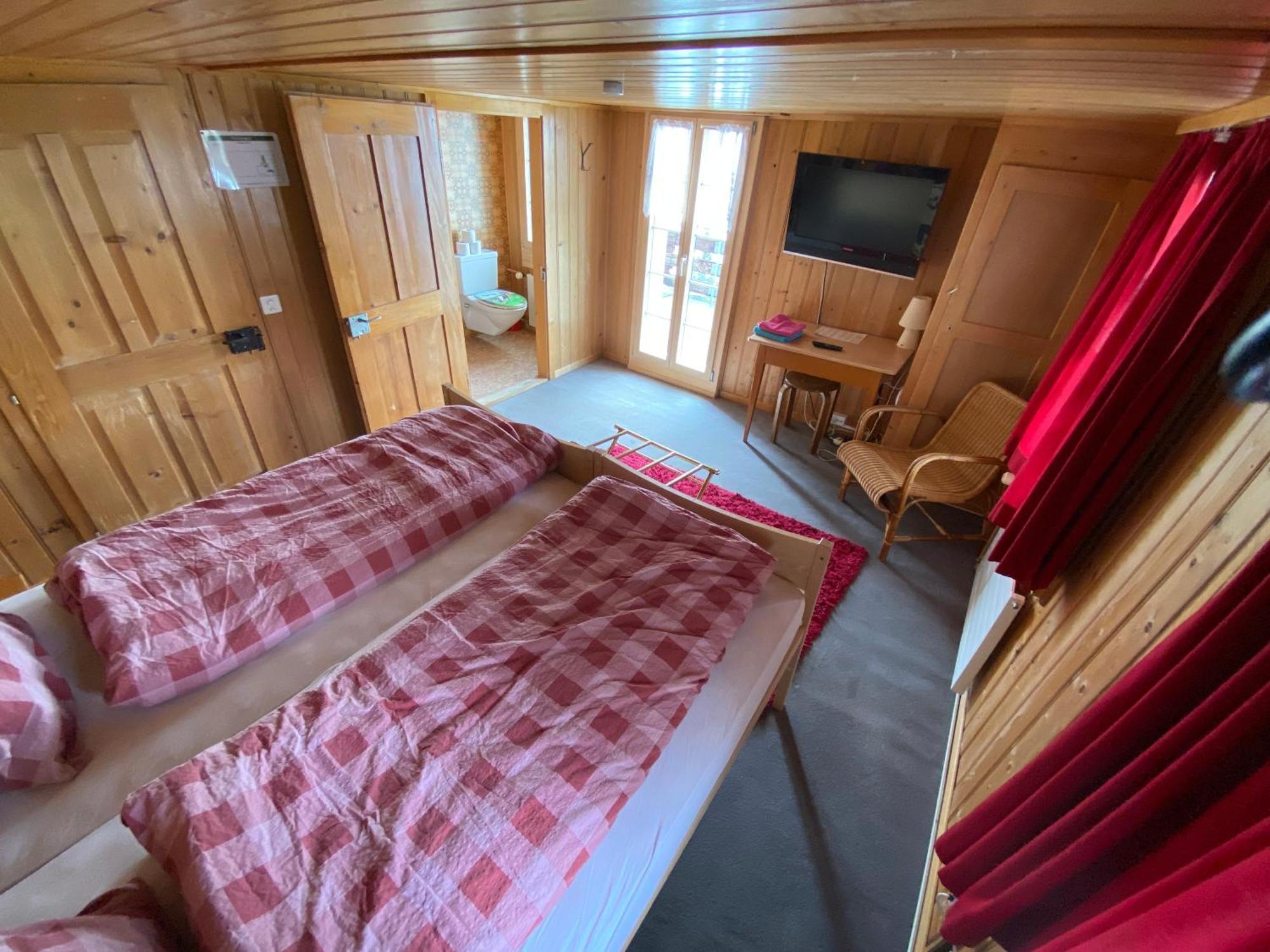 גרסאו Rigi-Burggeist Alpine Guesthouse חדר תמונה